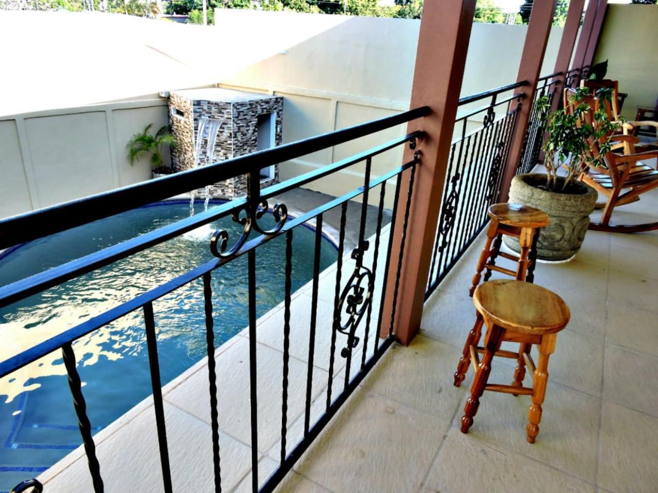 Hotel Xolotlan Managua Extérieur photo