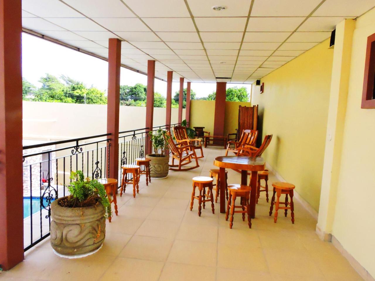 Hotel Xolotlan Managua Extérieur photo